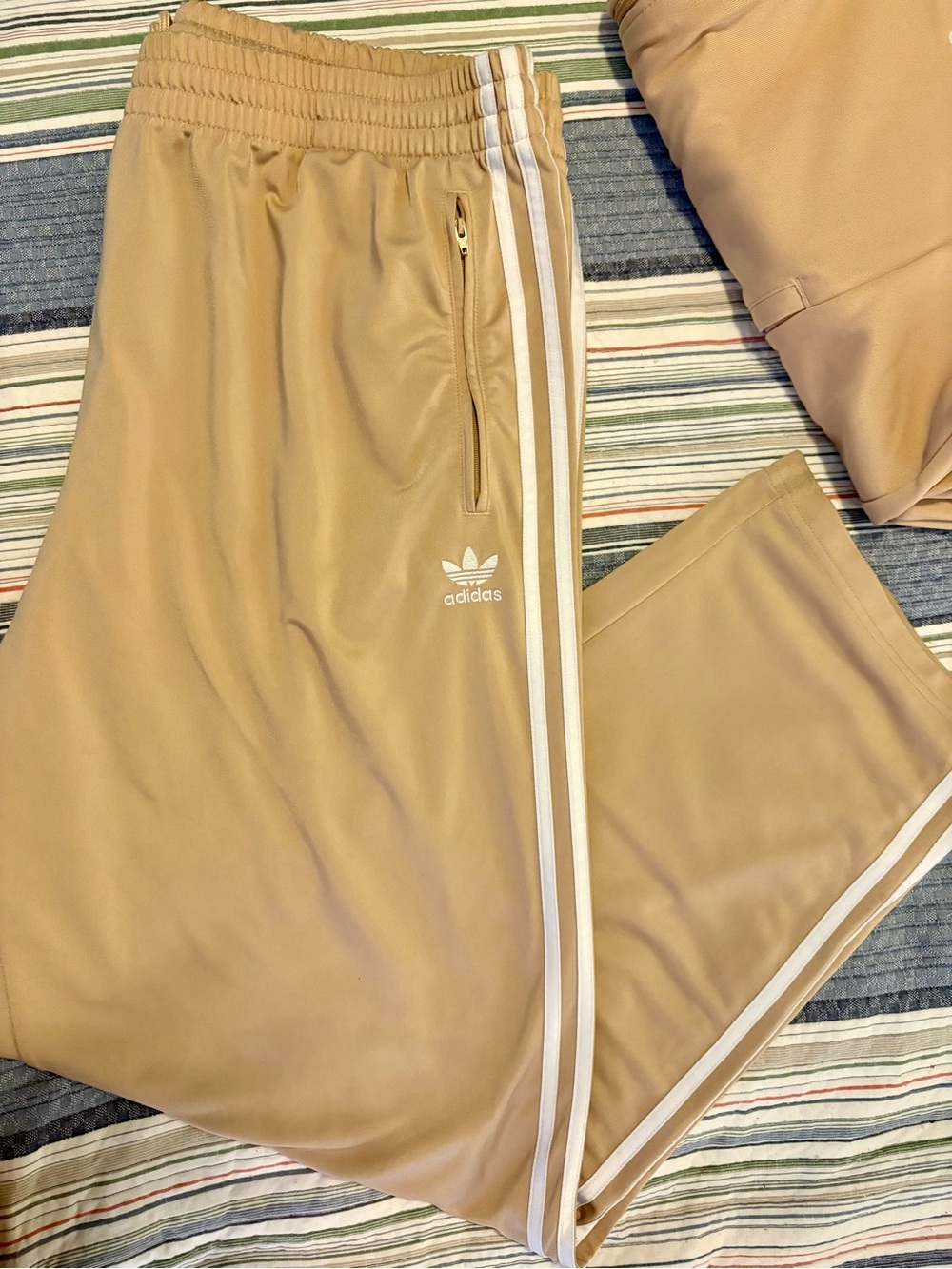 Men's New 2XL Adidas Firebird Track pants and jacket in Tan with White Stripes - Picture 4 of 6